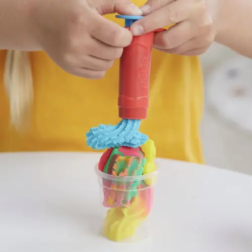 Hasbro Play-Doh Kitchen Creations Swirlin' Smoothies Blender Playset 5 Cans 198 g (7 oz)'s photo #5