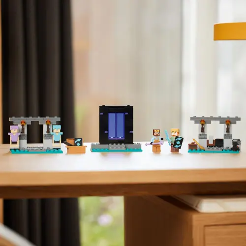 LEGO Minecraft 21252 The Armory 203 Pcs — imagen 10