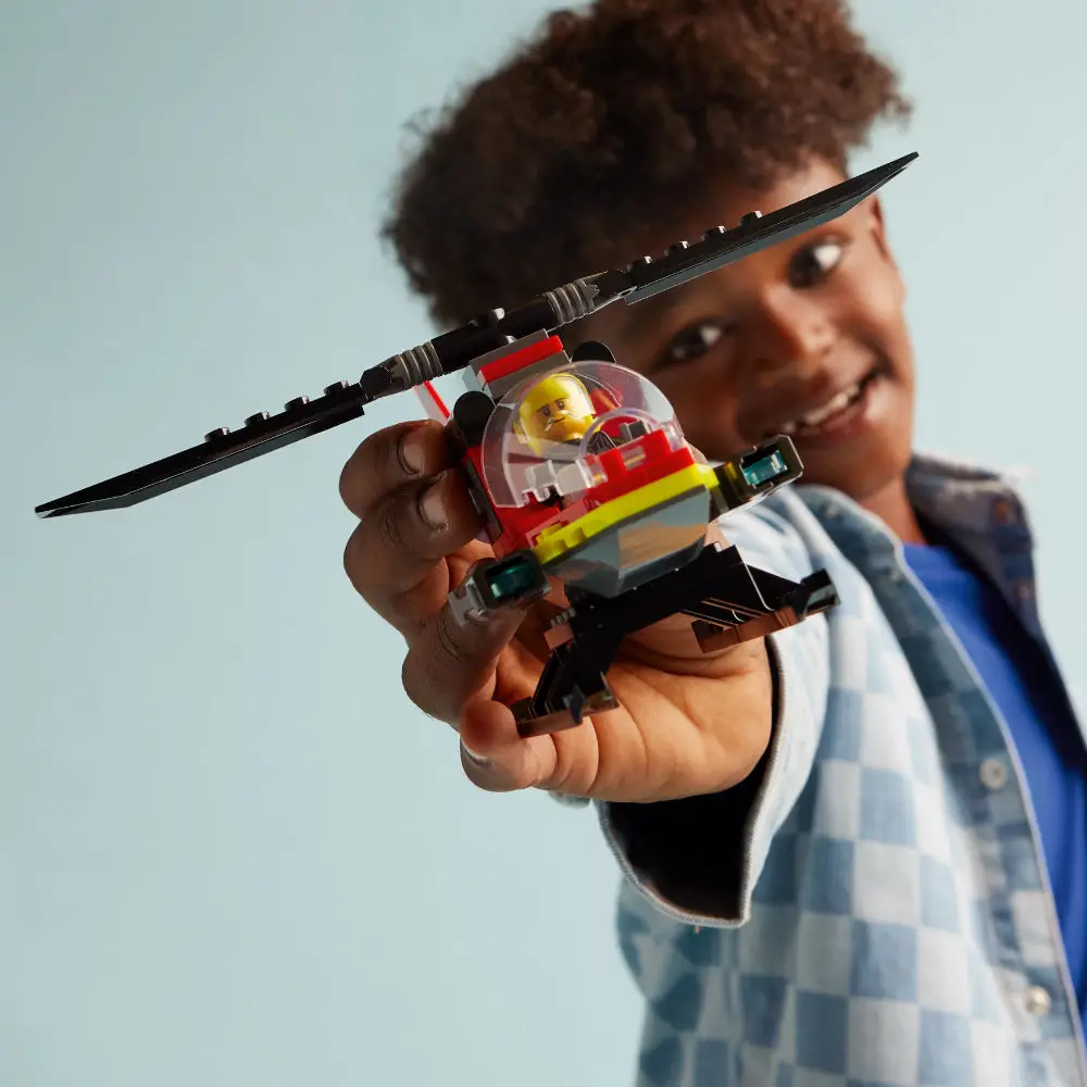 LEGO City 60411 Fire Rescue Helicopter 85 Pcs — imagen 9