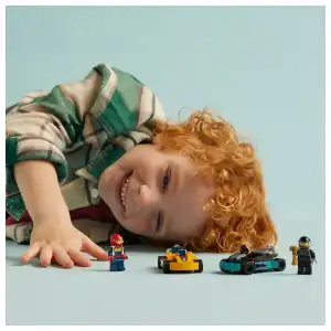 LEGO City 60400 Go-Karts and Race Drivers 99 Pcs miniatura 10